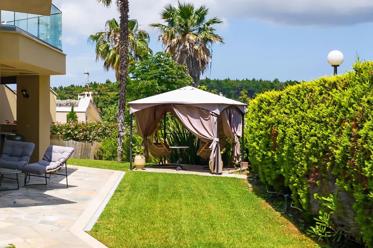 Artemisia Villa With Outdoor Hot Tub, Sani Luxury Villas Collection Εξωτερικό φωτογραφία